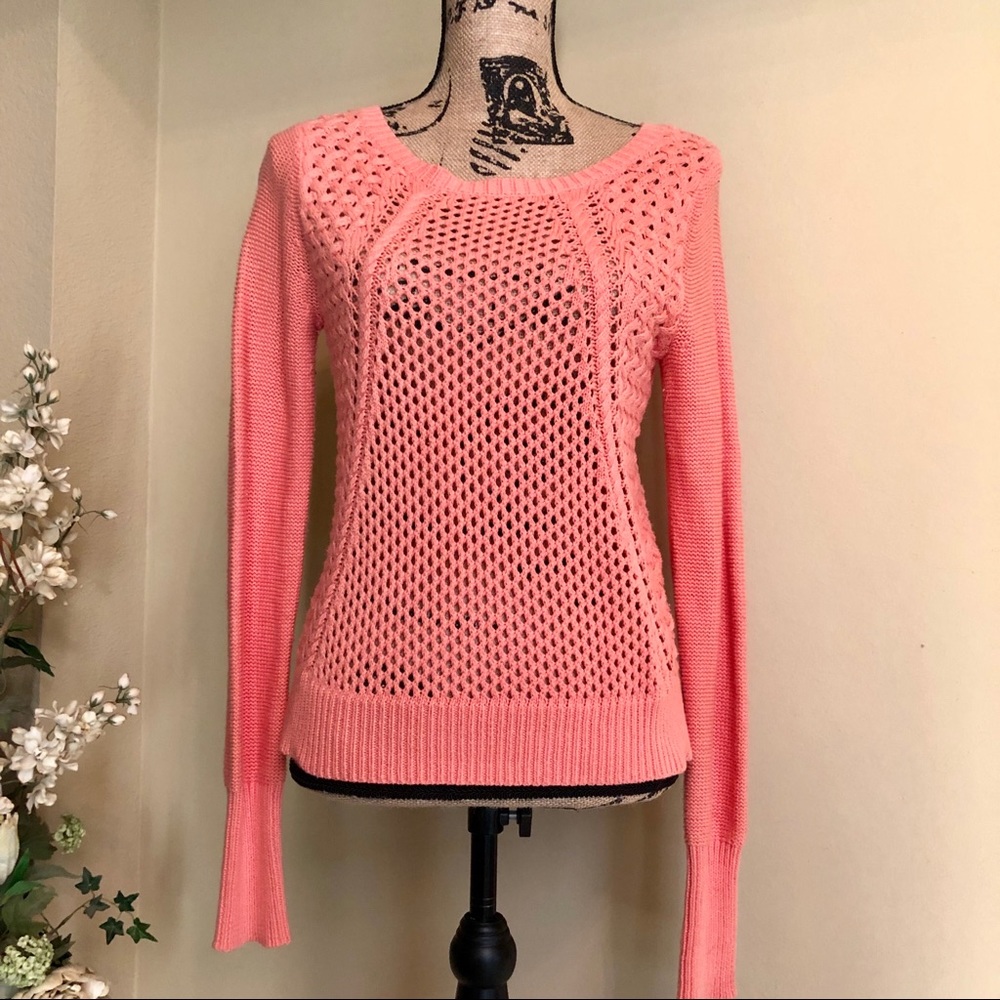 ~If it were me~ Sweater with holes - Picture 1 of 4